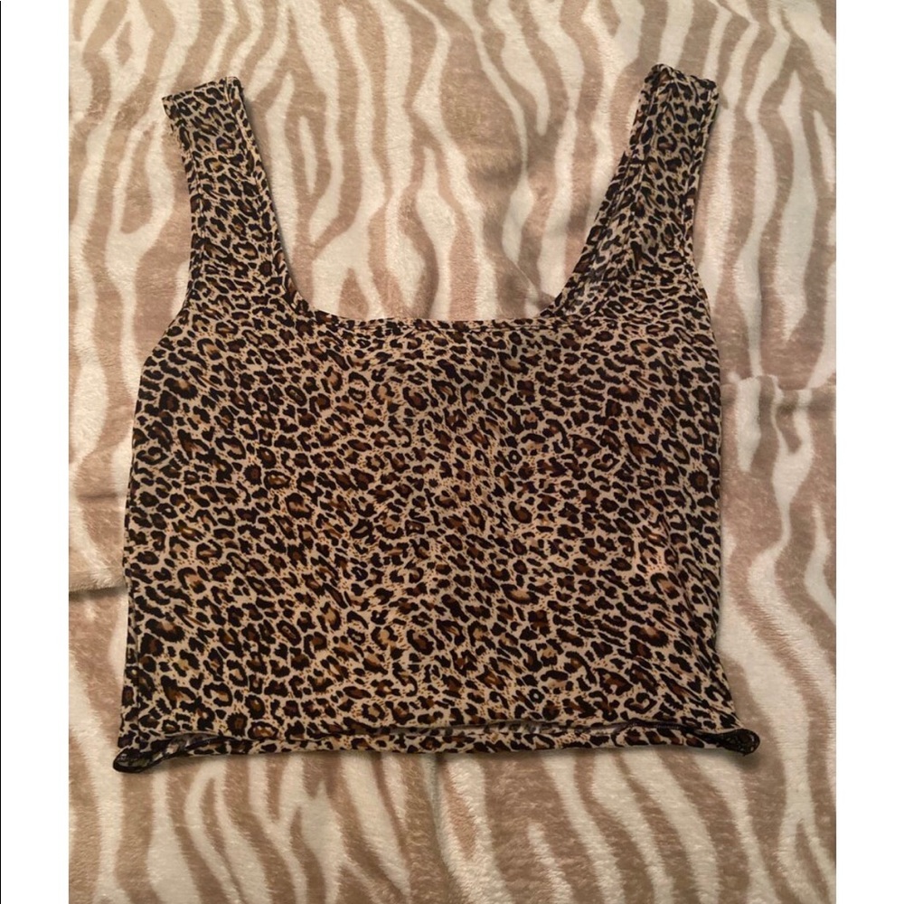 SheIn Leopard Crop Top M Never Worn
